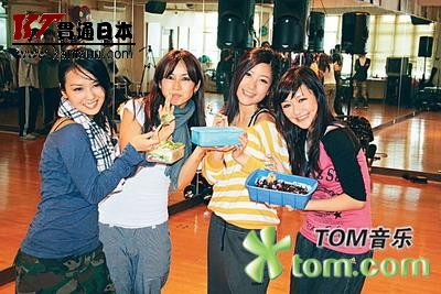 δʦٵ HotChaλMV(ͼ)